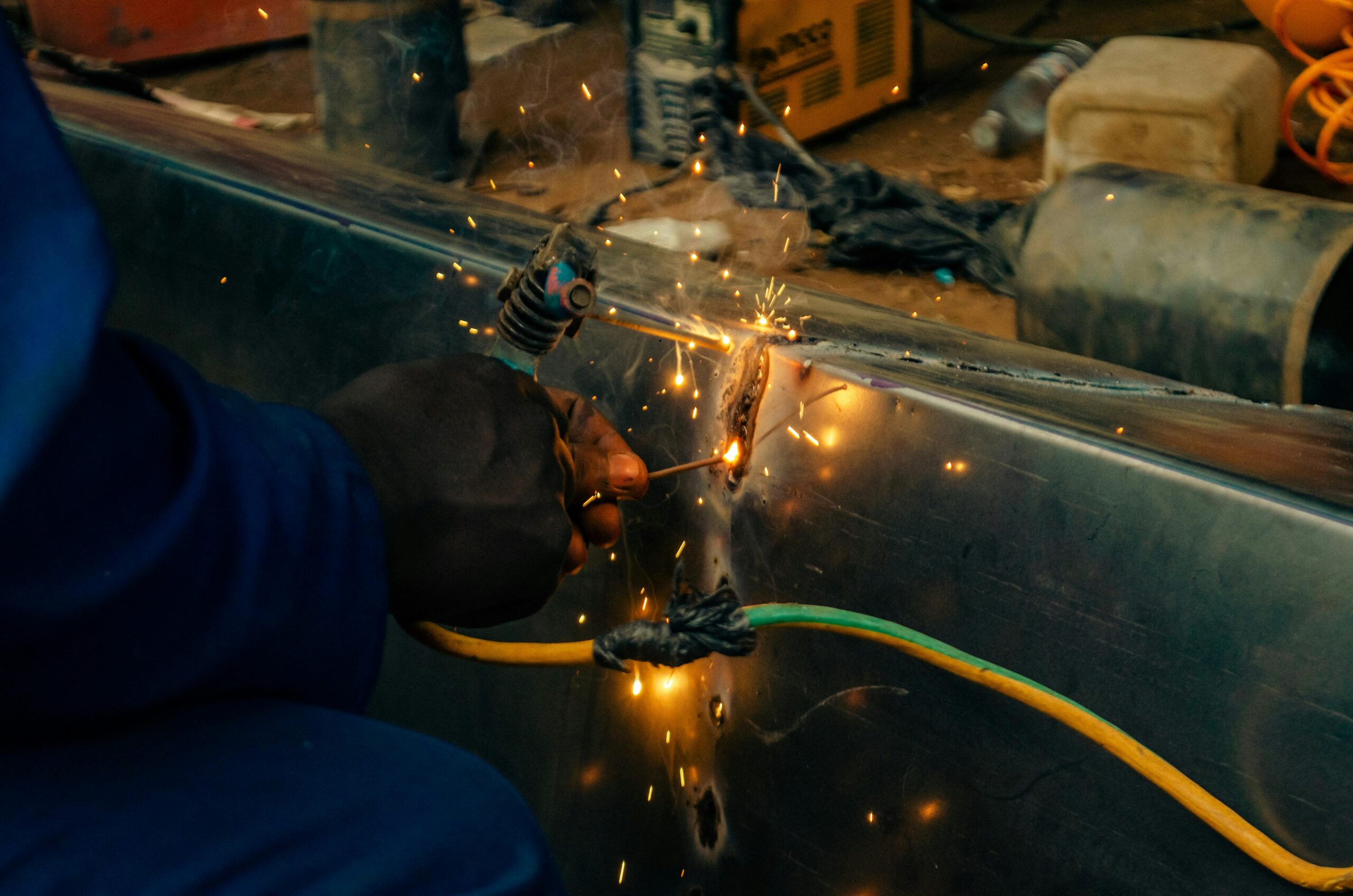 System 16 czy system 28 – który system stołów spawalniczych wybrać